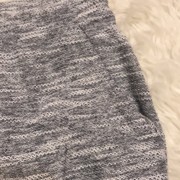 Loft small grey white skirt - Picture 3 of 8